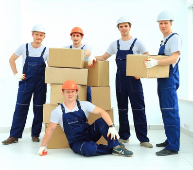 Man and van helping with residential and business transport in Catford